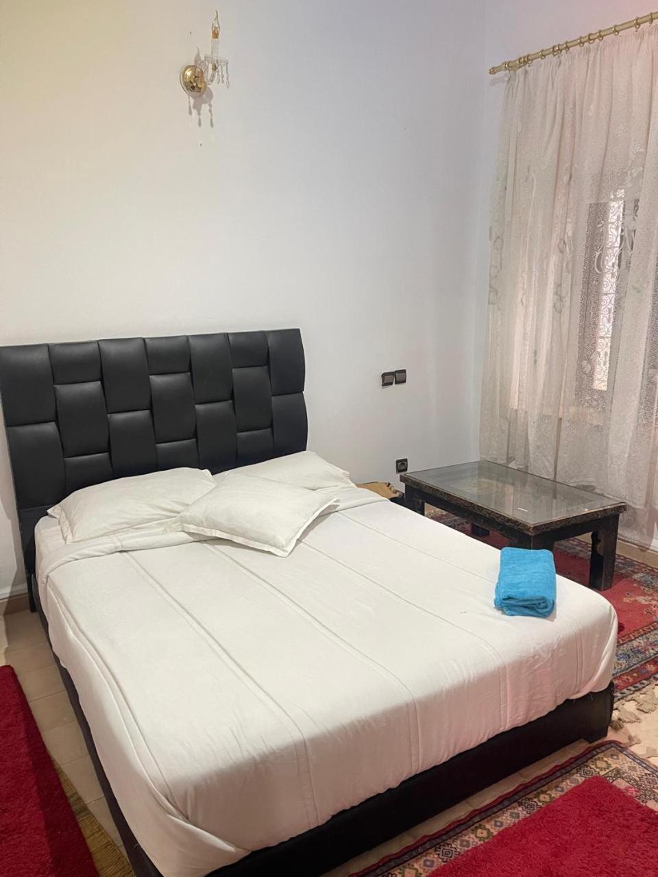 Oussari Quarto em Acomodações Particulares Marraquexe